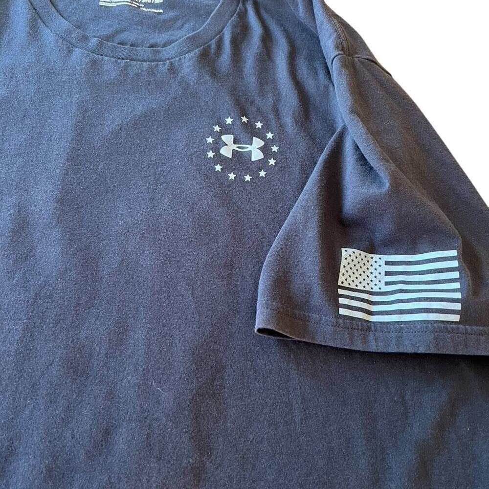 Under Armour men’s 3 XL, loose short sleeve T-shirt